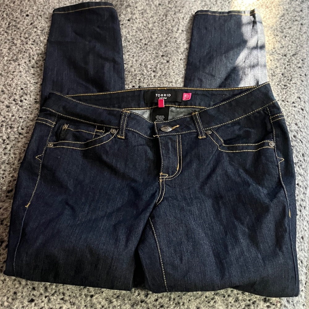 Torrid dark wash skinny jeans